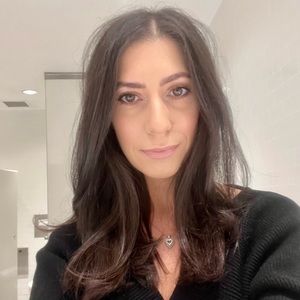 Meet your Posher, Christina